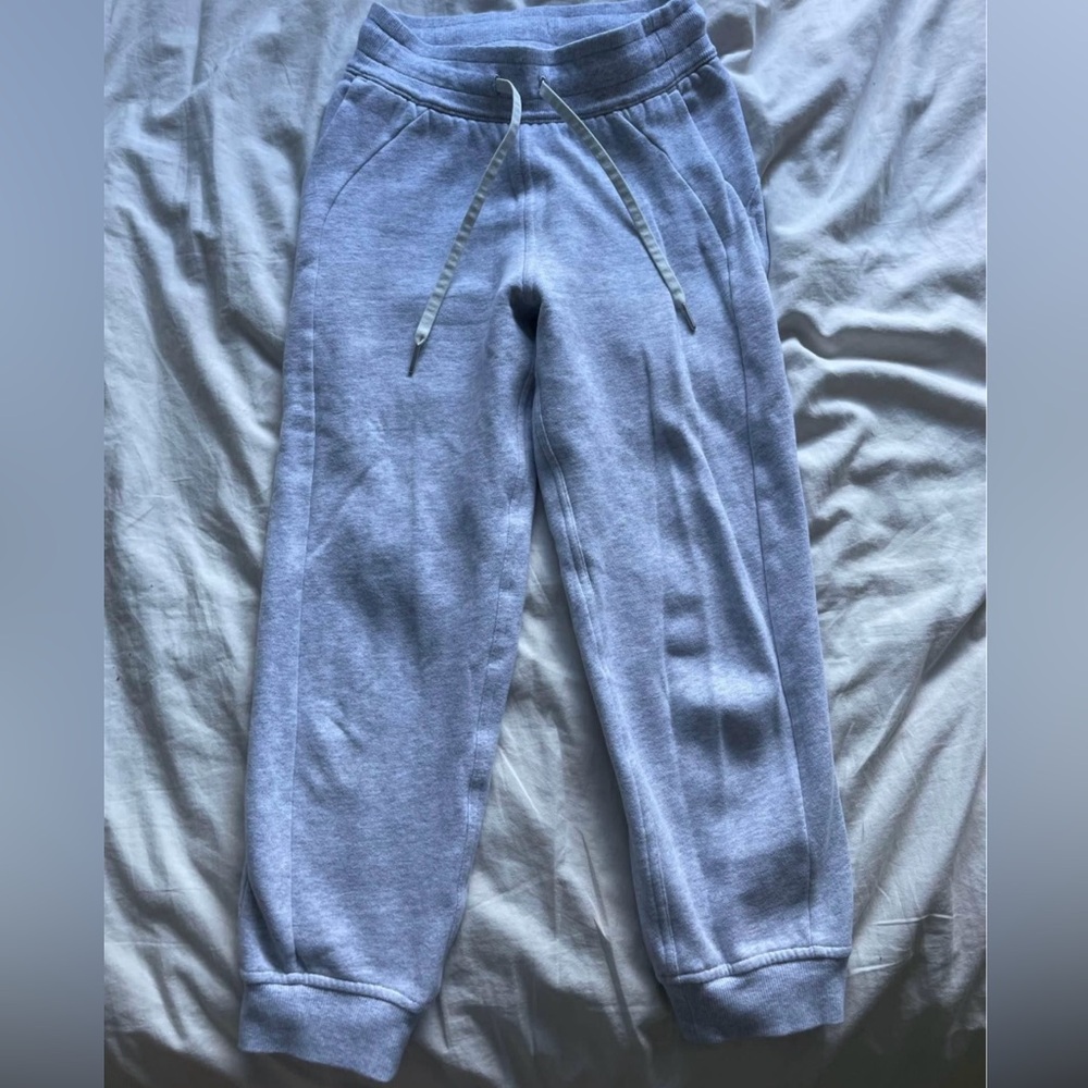 Lululemon scuba high-rise french terry jogger size 2